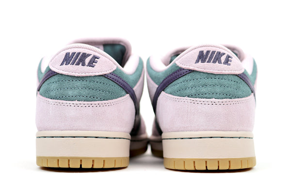 Dunk Low Pro