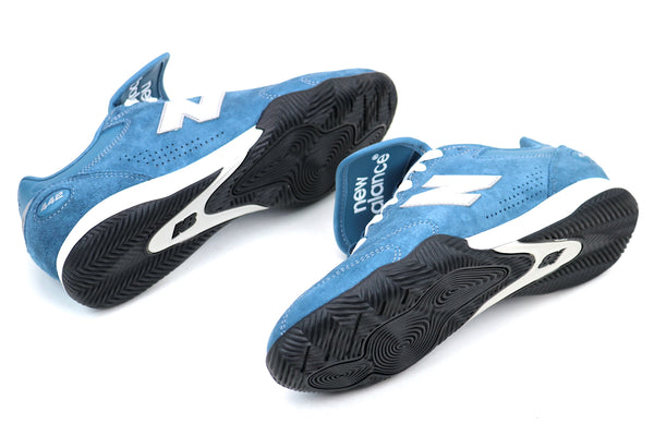 New Balance 442