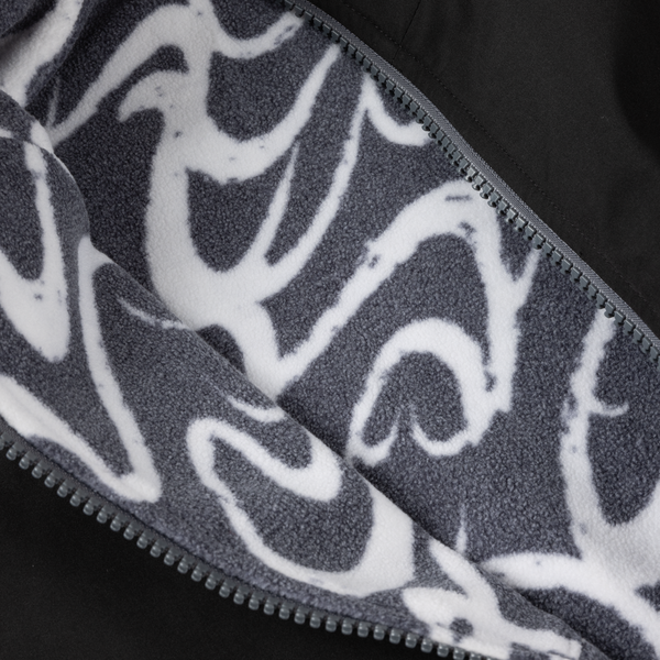 Reversible Chilling Fleece